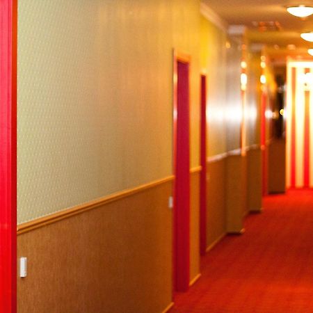 Road Star Hotel ドニプロペトロウシク エクステリア 写真