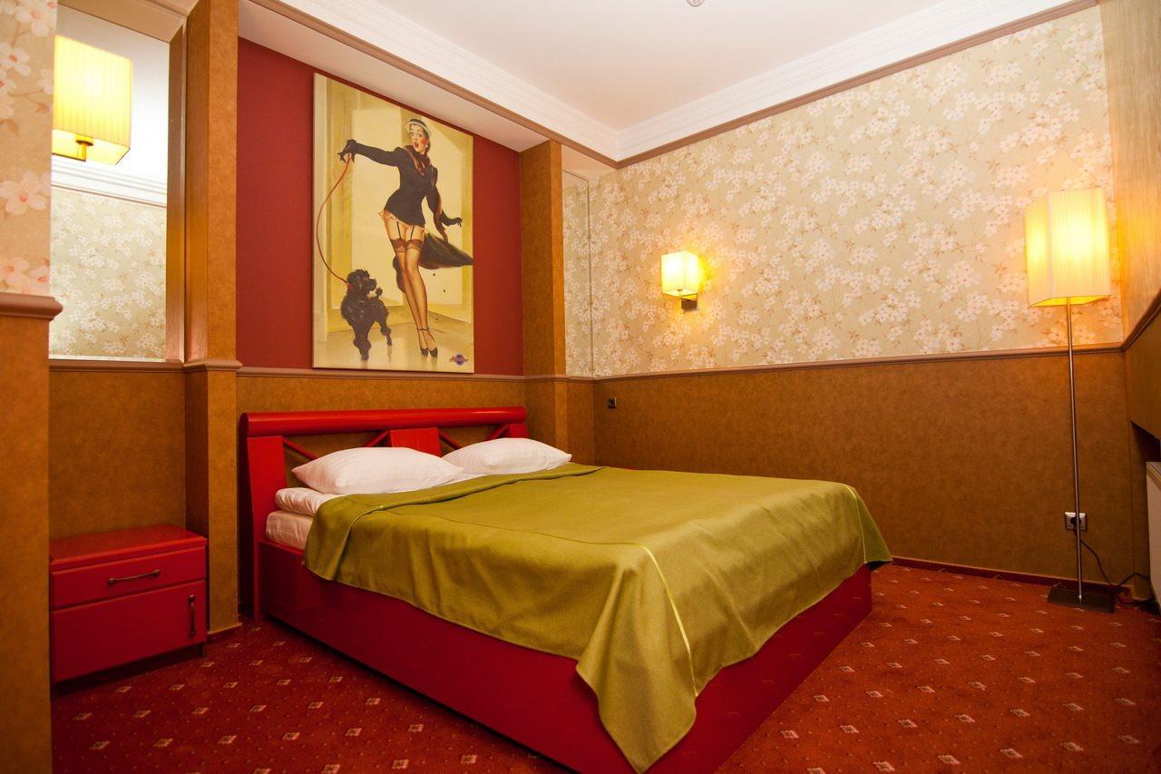 Road Star Hotel ドニプロペトロウシク エクステリア 写真