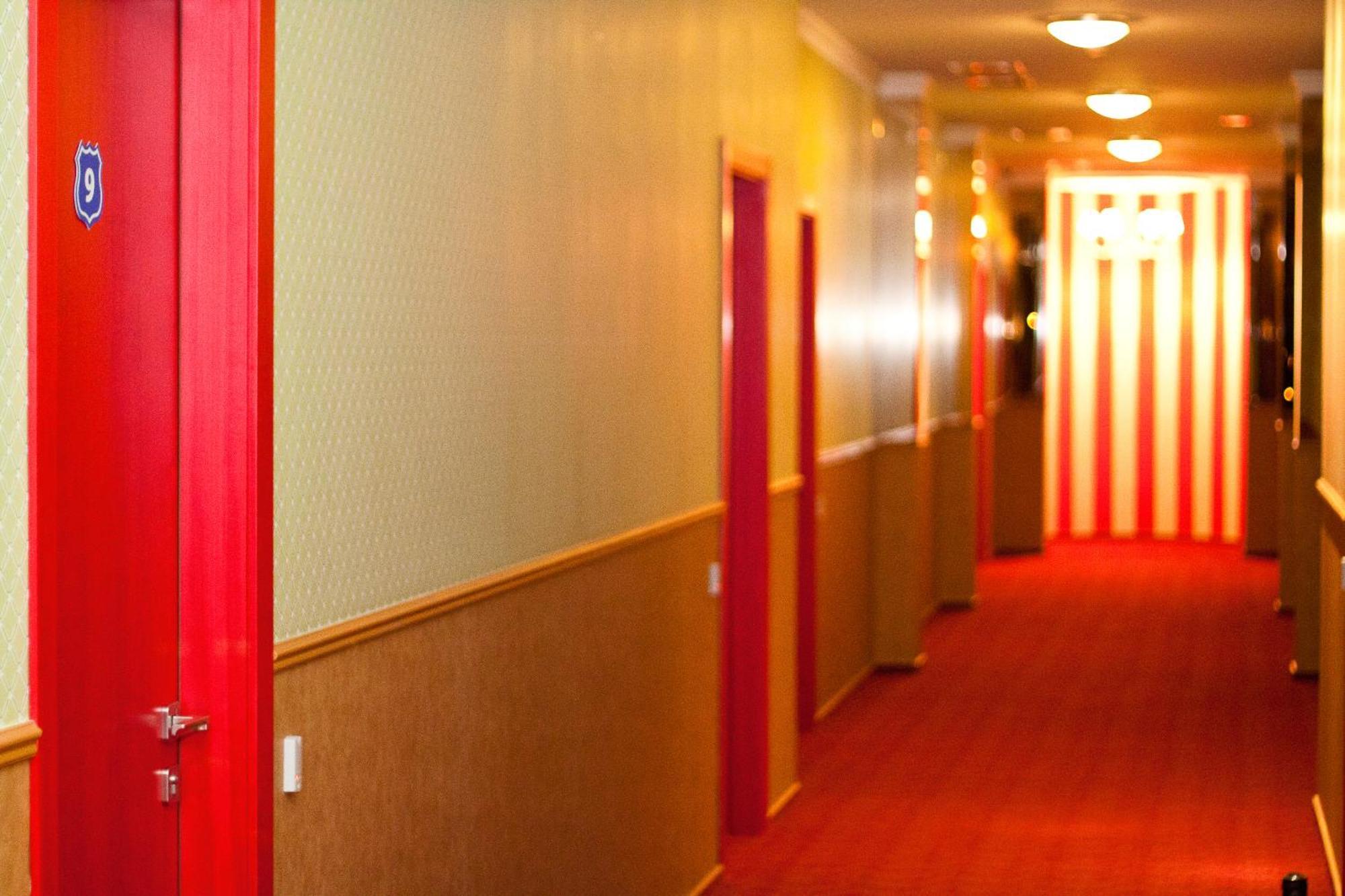 Road Star Hotel ドニプロペトロウシク エクステリア 写真