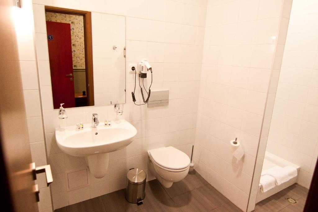 Road Star Hotel ドニプロペトロウシク 部屋 写真