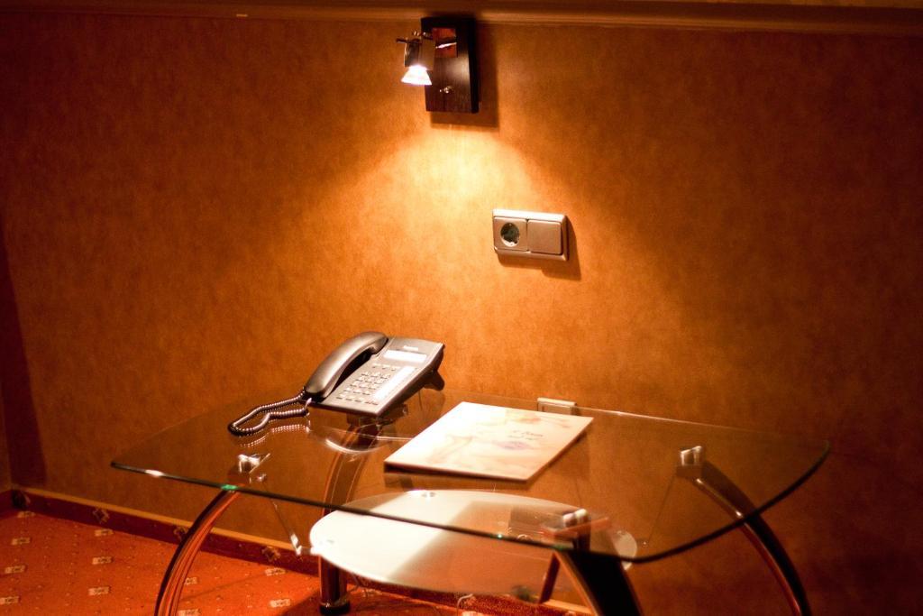 Road Star Hotel ドニプロペトロウシク 部屋 写真