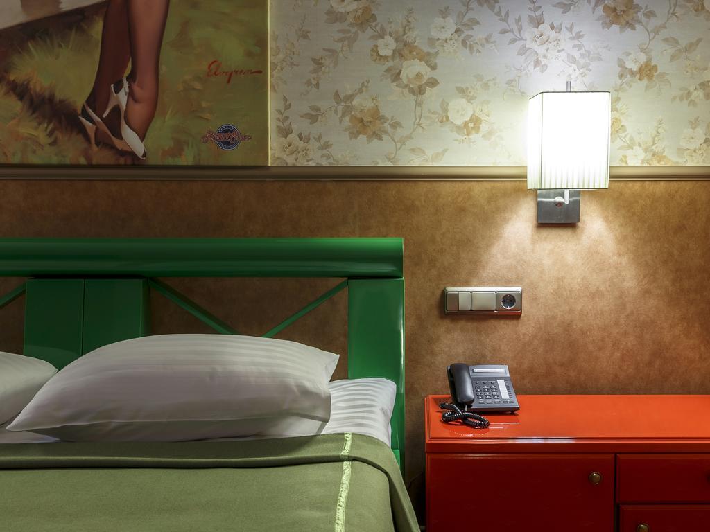 Road Star Hotel ドニプロペトロウシク エクステリア 写真